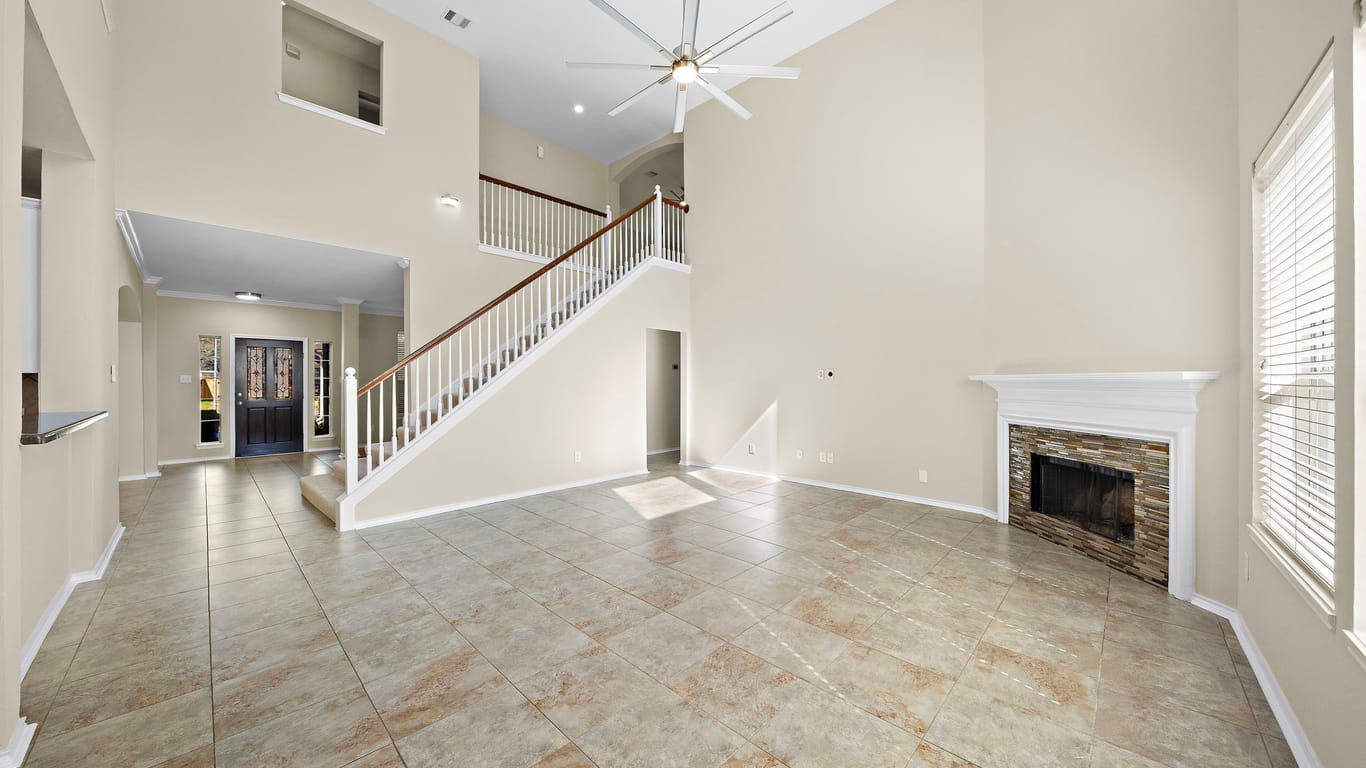 Cypress 2-story, 5-bed 15815 Bennet Chase Drive-idx