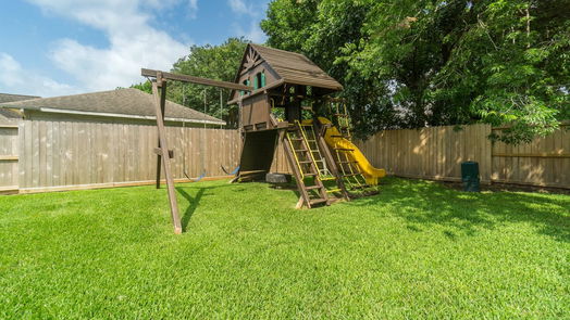 Friendswood 2-story, 5-bed 1302 Eagle Lakes Drive-idx