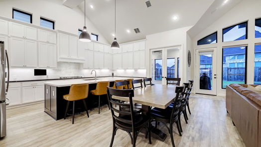 Fulshear 1-story, 4-bed 4319 Windy Oaks Drive-idx