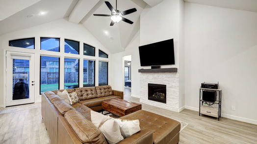 Fulshear 1-story, 4-bed 4319 Windy Oaks Drive-idx
