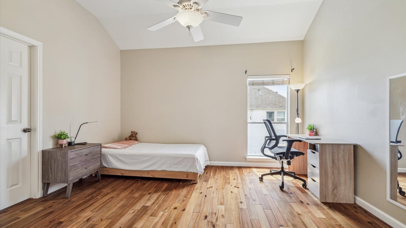Houston 3-story, 3-bed 1311 Oneil Street-idx