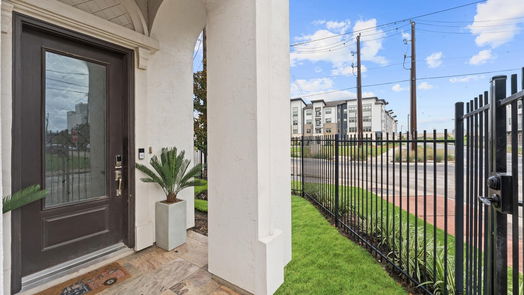 Houston 4-story, 3-bed 2725 Kennedy Street-idx