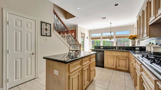 Houston 2-story, 5-bed 15534 Wooden Oak Court-idx