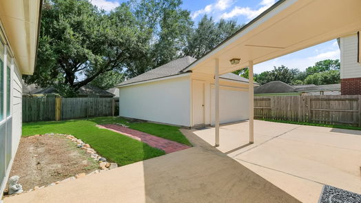 Houston 1-story, 3-bed 8414 Gentlewood Court-idx