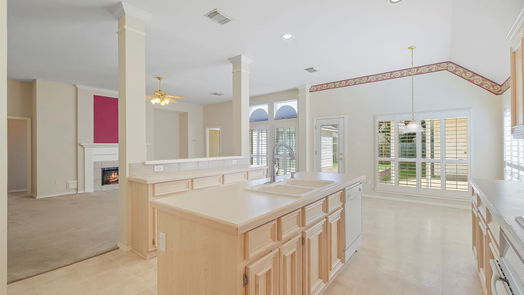 Houston 1-story, 3-bed 8414 Gentlewood Court-idx