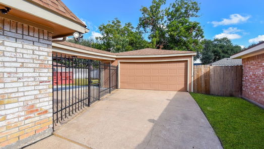 Houston 2-story, 4-bed 14822 Earlswood Drive-idx