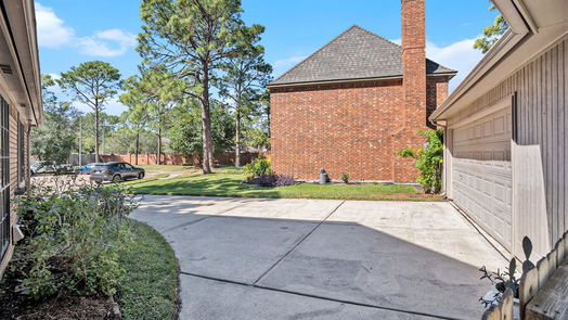 Houston 2-story, 4-bed 2118 Town Hill Drive-idx