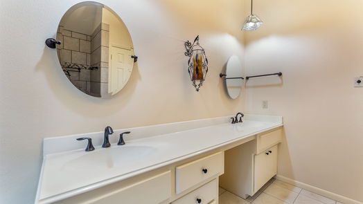 Humble 2-story, 4-bed 19706 Pioneer Court-idx