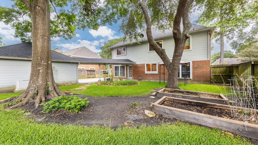 Humble 2-story, 4-bed 19706 Pioneer Court-idx