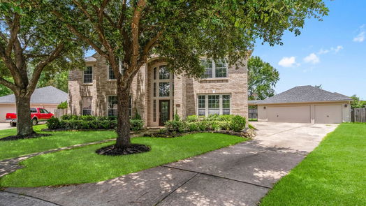 Humble 2-story, 5-bed 7003 Turtle Manor Drive-idx