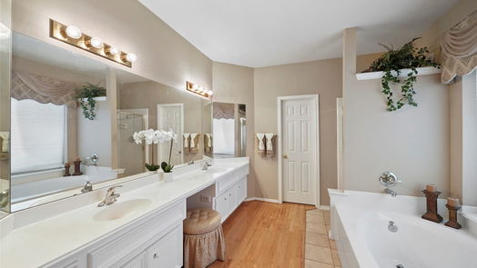 Humble 2-story, 4-bed 7918 Trophy Place Drive-idx