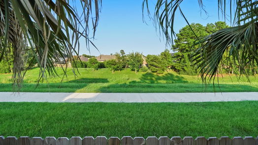 Humble 2-story, 4-bed 7918 Trophy Place Drive-idx