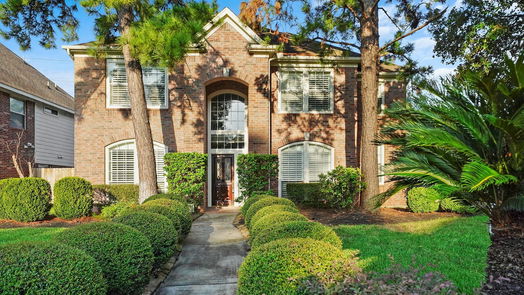 Humble 2-story, 4-bed 7918 Trophy Place Drive-idx