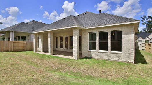 Magnolia 1-story, 4-bed 15269 Tree Swallow Court-idx