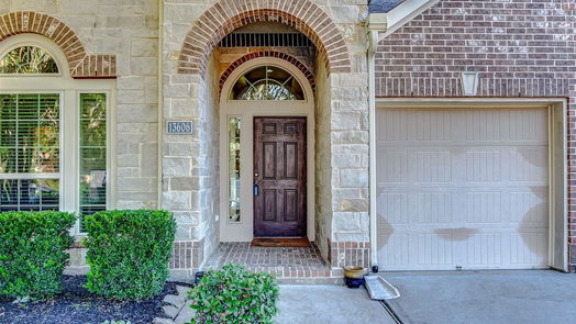 Pearland 1-story, 4-bed 13606 Rainwater Drive-idx