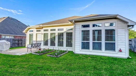 Pearland 1-story, 4-bed 13606 Rainwater Drive-idx