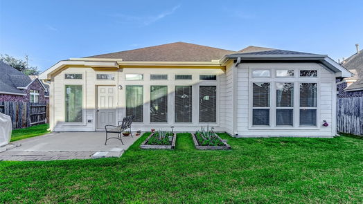 Pearland 1-story, 4-bed 13606 Rainwater Drive-idx