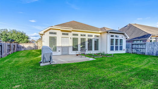 Pearland 1-story, 4-bed 13606 Rainwater Drive-idx