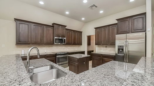 Pearland 1-story, 3-bed 13903 Breezeport Court-idx