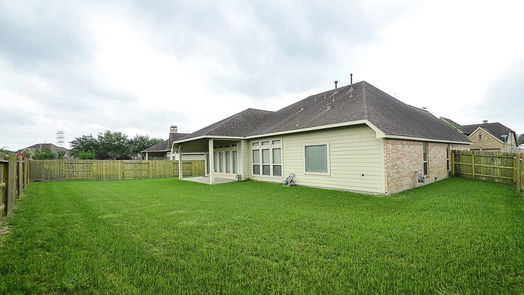 Pearland 1-story, 3-bed 13903 Breezeport Court-idx