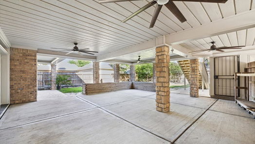 Pearland 2-story, 4-bed 2119 Country Club Drive-idx