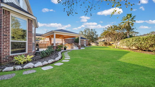 Pearland 2-story, 4-bed 2907 Fallscreek Court-idx