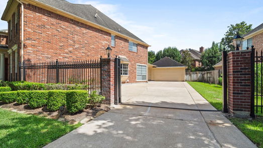 Sugar Land 2-story, 4-bed 4607 Saint Michaels Court-idx