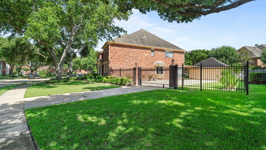 Sugar Land 2-story, 4-bed 4607 Saint Michaels Court-idx