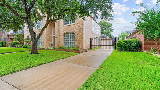 Sugar Land 2-story, 4-bed 8619 Westbrook Forest Drive-idx