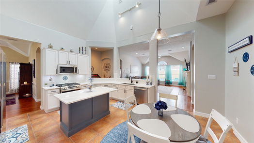Deer Park 1-story, 3-bed 2206 E Van Trease Drive-idx