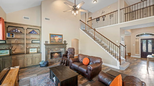 Houston 2-story, 5-bed 10747 N Belmont Court-idx