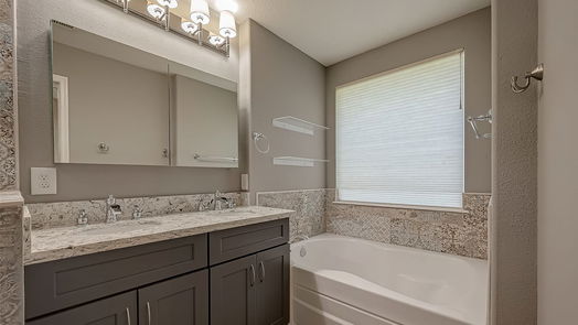 Houston null-story, 3-bed 13600 Breton Ridge Street 17B-idx