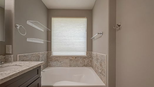 Houston null-story, 3-bed 13600 Breton Ridge Street 17B-idx