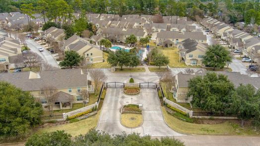 Houston null-story, 3-bed 13600 Breton Ridge Street 17B-idx
