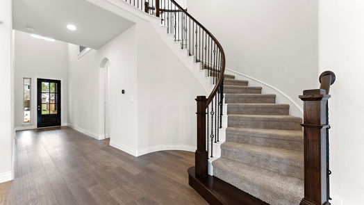 Porter 2-story, 4-bed 8267 Mount Washburn Lane-idx