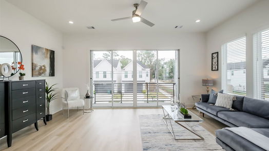 Houston 3-story, 3-bed 5703 Balbo Street E-idx