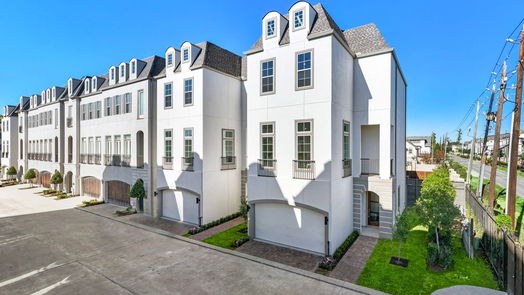 Houston 3-story, 3-bed 11104 Savannah Oaks Lane-idx