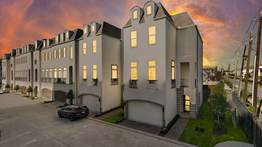 Houston 3-story, 3-bed 11104 Savannah Oaks Lane-idx