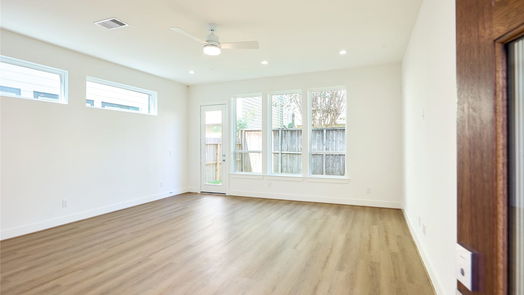 Houston 2-story, 3-bed 5320 Kiam Street-idx