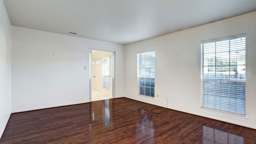 Friendswood 2-story, 4-bed 532 E Castle Harbour Drive-idx