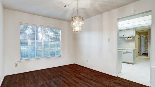 Friendswood 2-story, 4-bed 532 E Castle Harbour Drive-idx