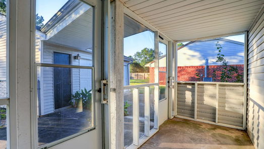 Friendswood 2-story, 4-bed 532 E Castle Harbour Drive-idx