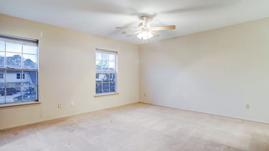 Friendswood 2-story, 4-bed 532 E Castle Harbour Drive-idx