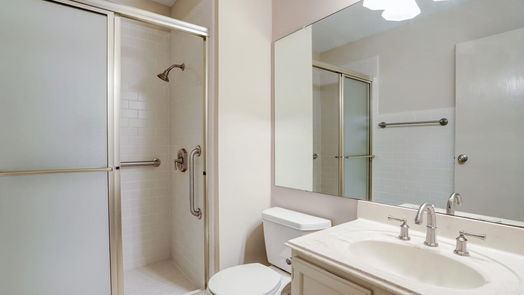 Friendswood 2-story, 4-bed 532 E Castle Harbour Drive-idx