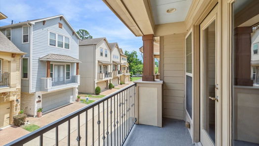 Houston 3-story, 3-bed 2627 Shady Woods Lane-idx