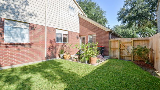 Houston 2-story, 3-bed 11215 E Travelers Way Circle-idx