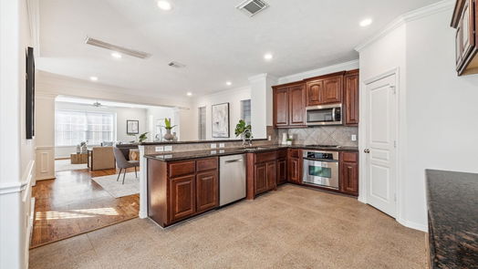 Houston 3-story, 3-bed 2602 Enclave At Shady Acres Court-idx