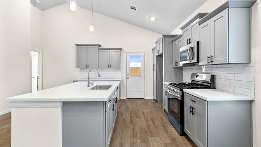 Cypress null-story, 3-bed 8019 Cypress Bonsai Drive-idx