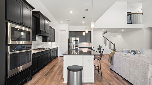 Humble 2-story, 5-bed 16918 Kyler Creek Trail-idx