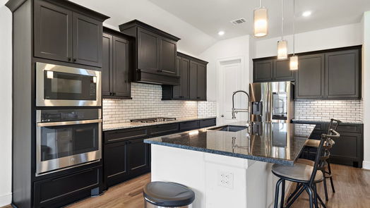Humble 2-story, 5-bed 16918 Kyler Creek Trail-idx